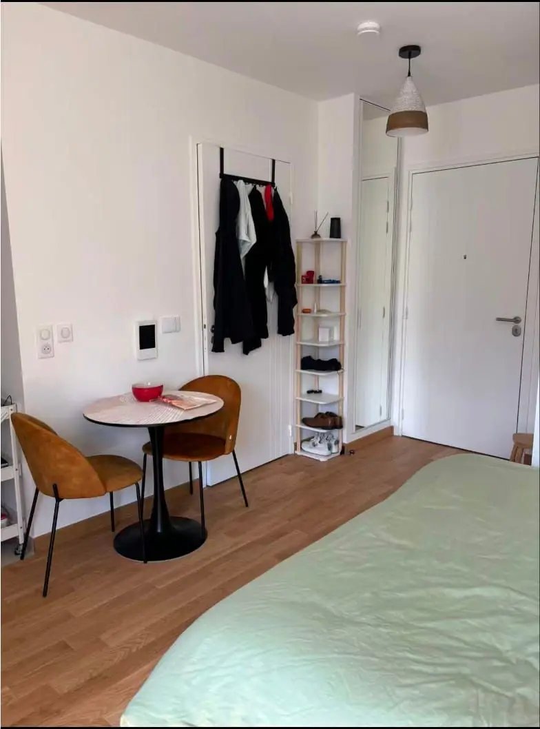 Appartement à louer, 28m², Courbevoie