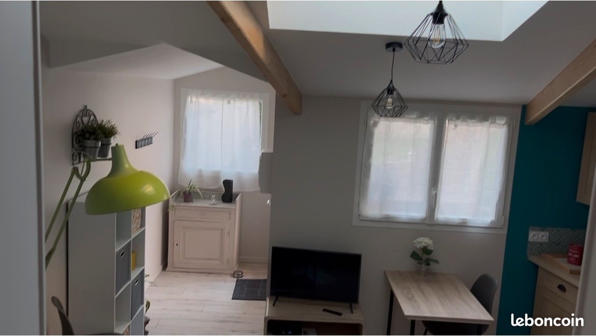 Appartement à louer, 38m², Guéreins