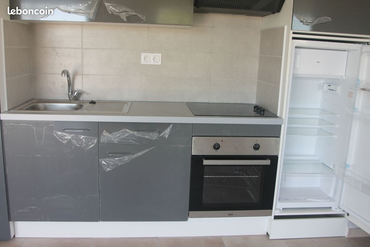 Appartement à louer, 45m², Pélissanne