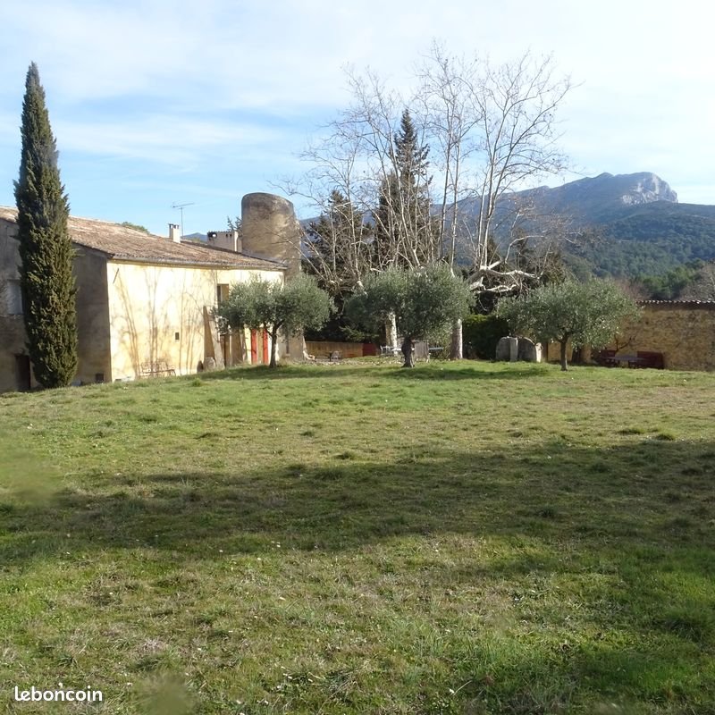 Appartement à louer, 50m², Vauvenargues