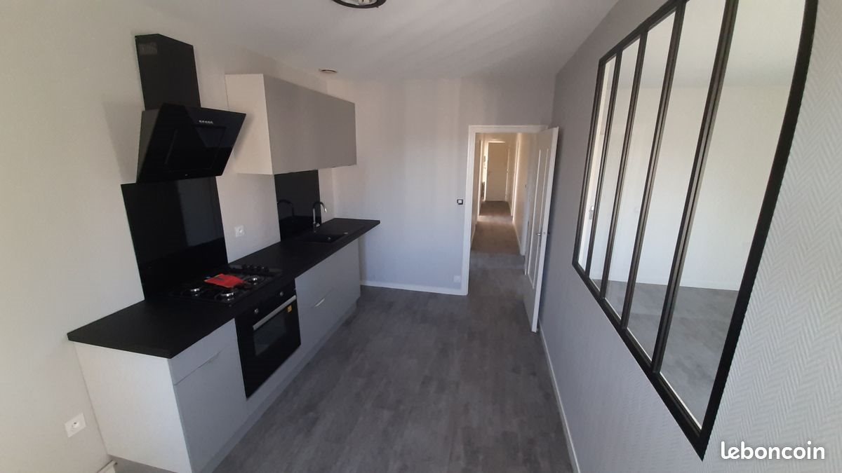 Appartement à louer, 75m², Combourg
