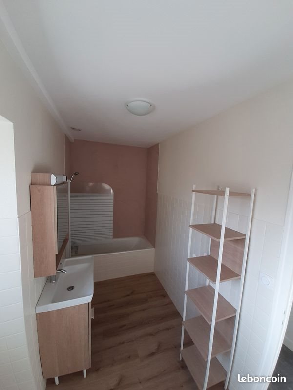 Appartement à louer, 75m², Combourg
