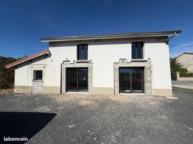 Maison à vendre, 90m², Sainte-Agathe-la-Bouteresse