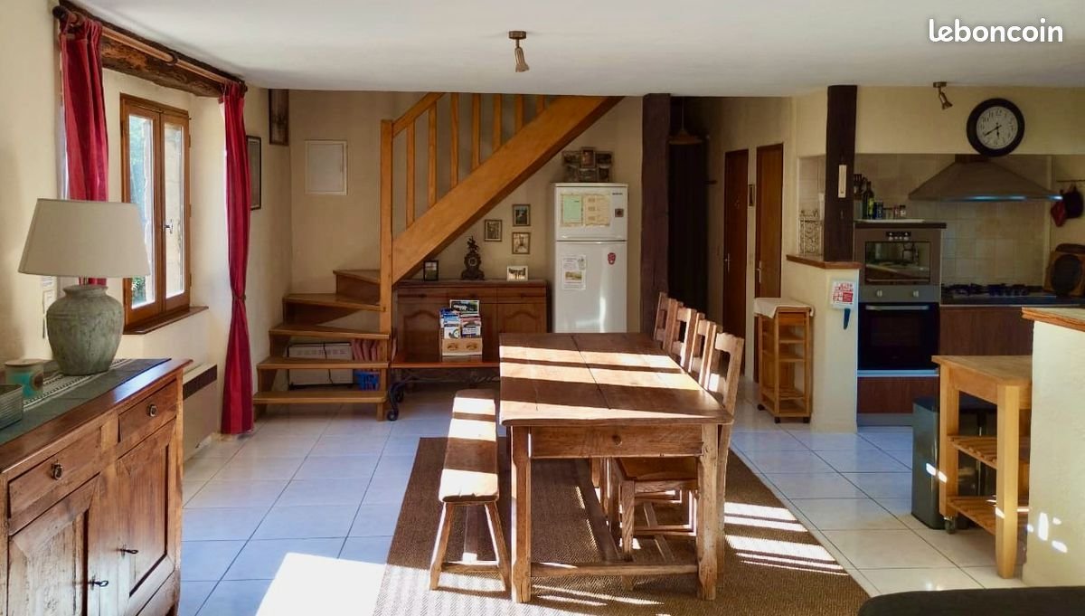 Maison à louer, 120m², Saint-Geniès