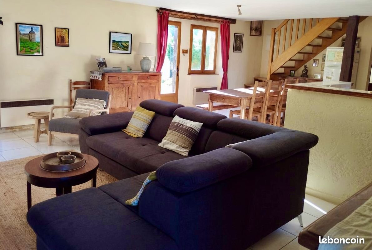 Maison à louer, 120m², Saint-Geniès