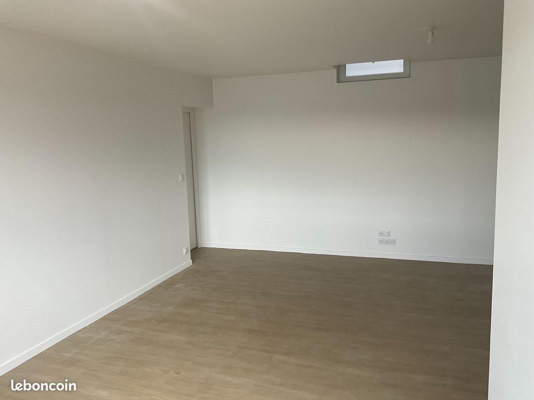 Appartement à louer, 57m², Villedieu-les-Poêles