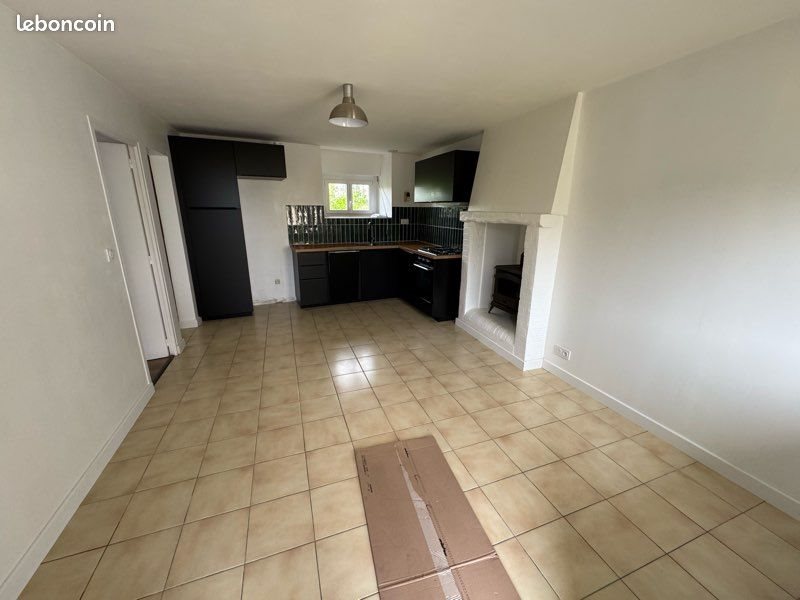 Maison à louer, 35m², Trémorel