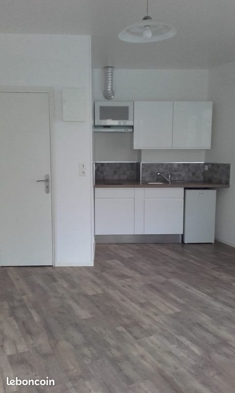 Appartement à louer, 20m², Dun-le-Palestel