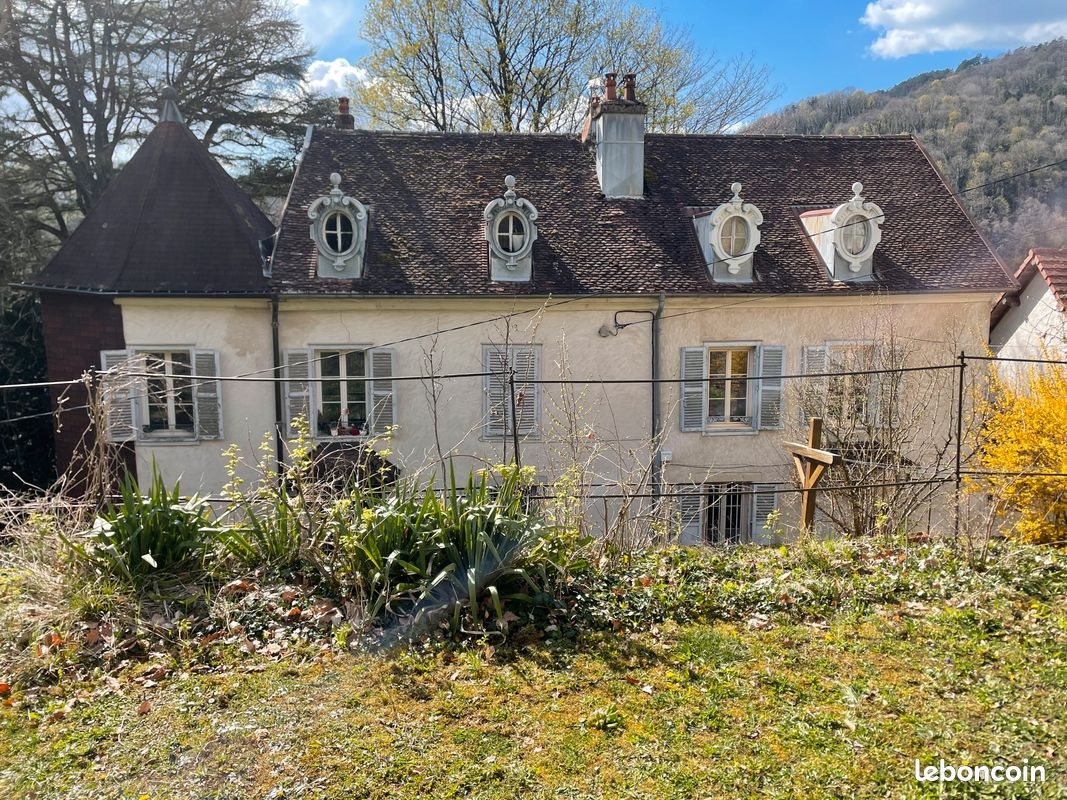 Maison à vendre, 159m², Salins-les-Bains