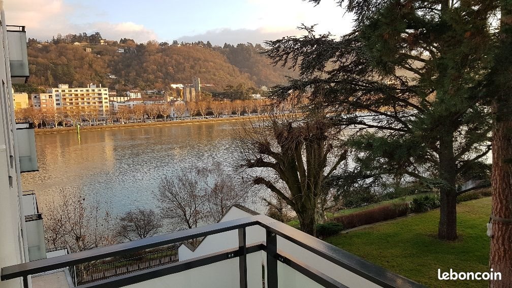 Appartement à louer, 49m², Sainte-Colombe