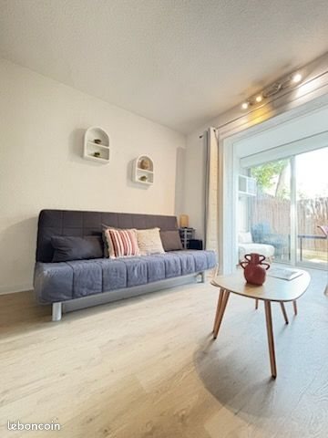 Appartement à louer, 28m², Sanary-sur-Mer