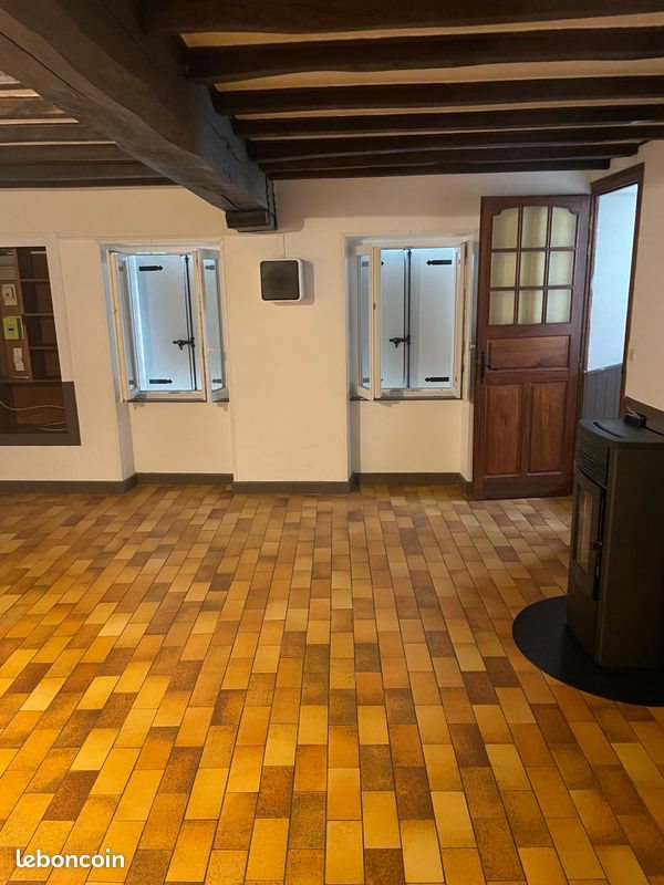 Maison à louer, 75m², Combrand