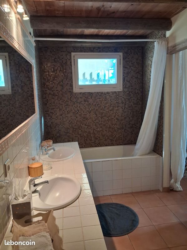 Appartement à louer, 44m², Saint-Etienne-du-Grès
