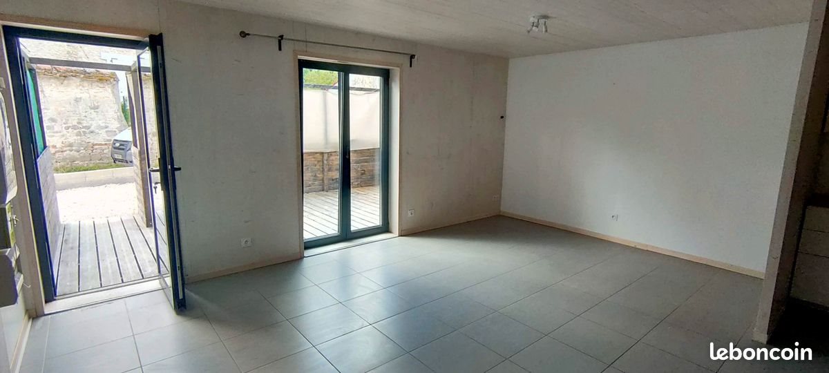 Appartement à louer, 70m², Milly-la-Forêt