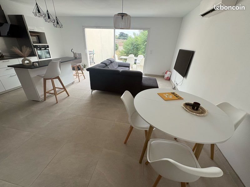 Maison à louer, 80m², Tavel