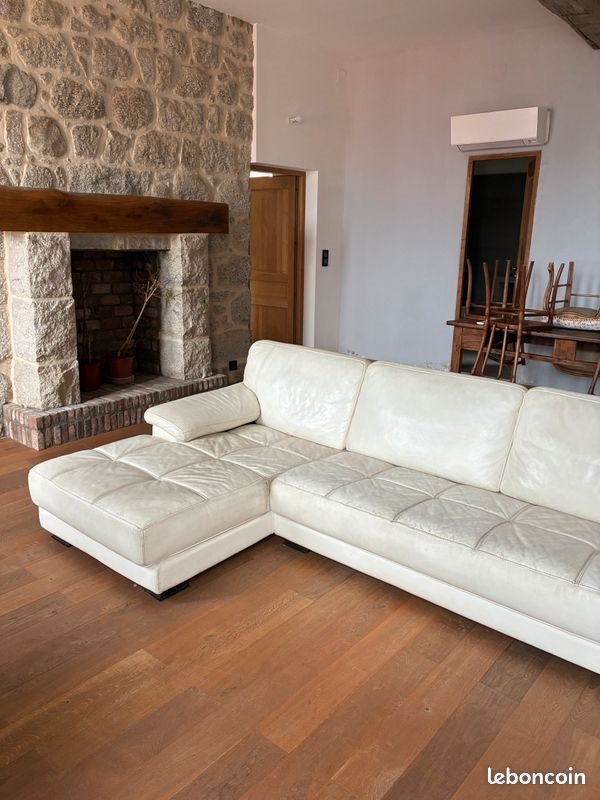 Appartement à louer, 70m², Sartène