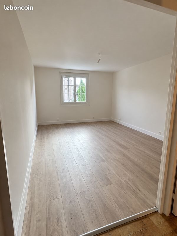 Appartement à louer, 54m², Saint-Paul-en-Jarez
