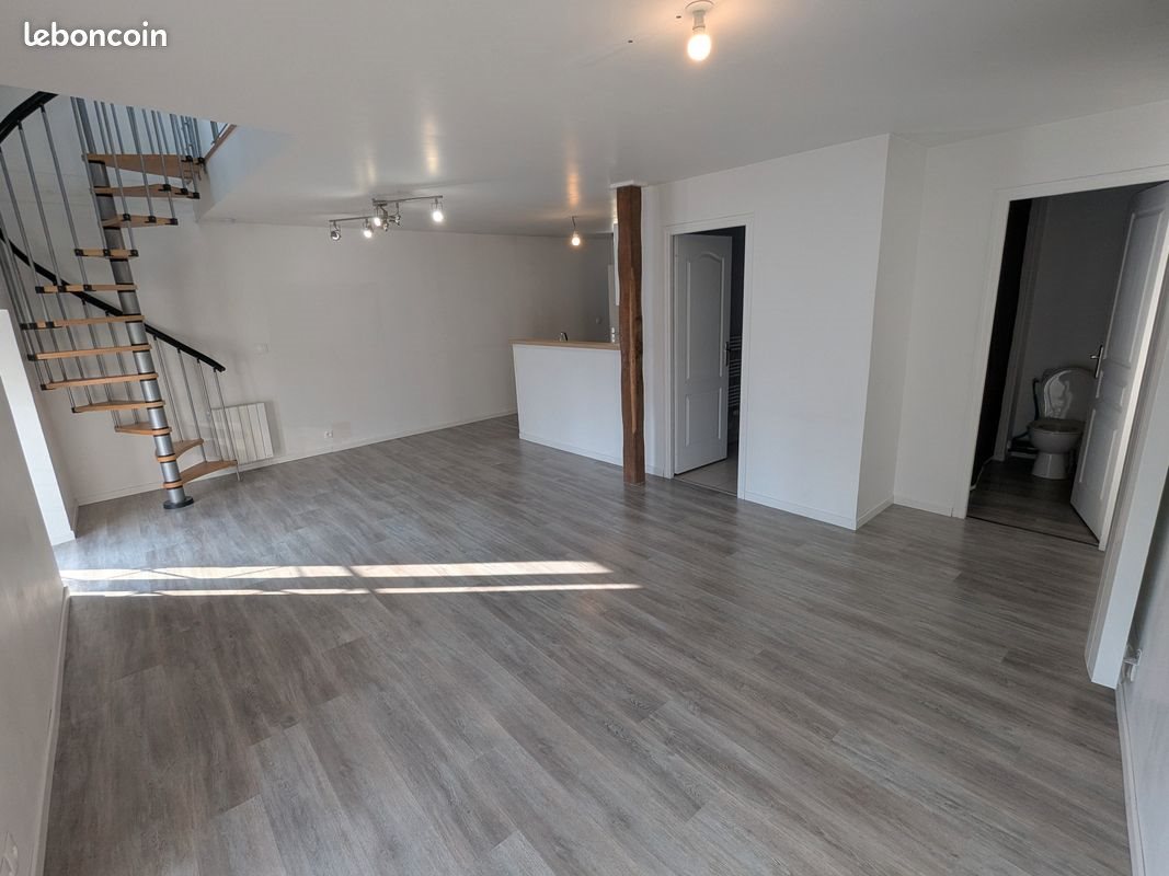 Appartement à louer, 83m², Puiseaux