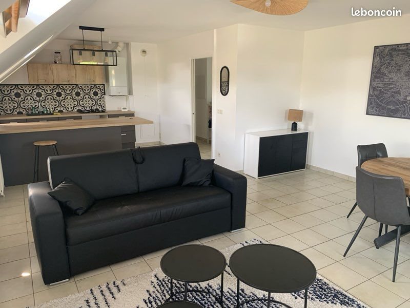 Appartement à louer, 65m², Louvres