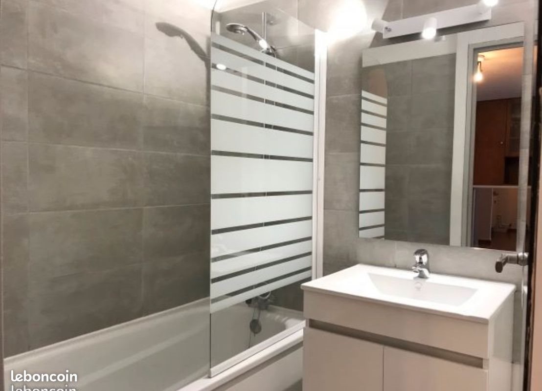 Appartement à louer, 25m², Lardy