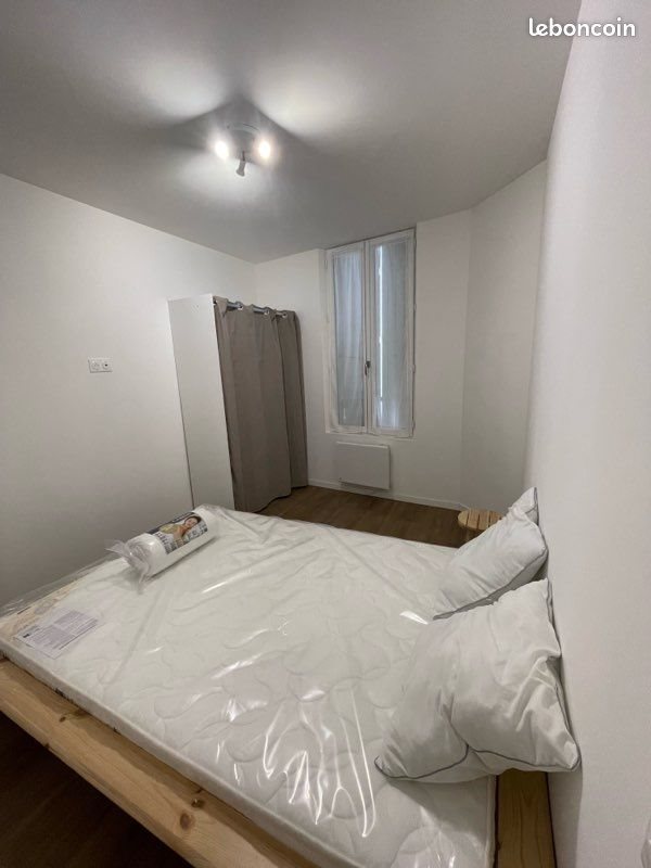 Appartement à louer, 45m², Saintes