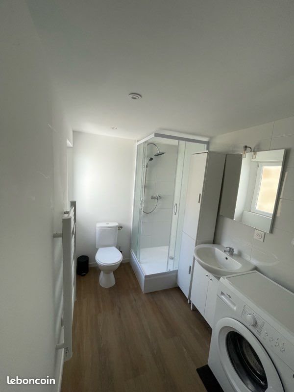 Appartement à louer, 45m², Saintes