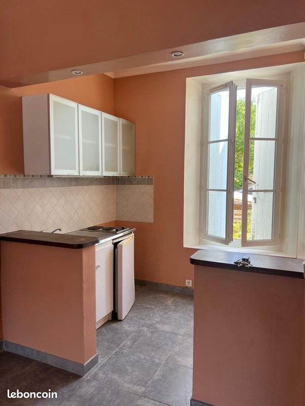 Appartement à louer, 24m², Pont-sur-Yonne