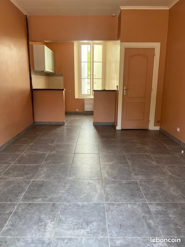 Appartement à louer, 24m², Pont-sur-Yonne