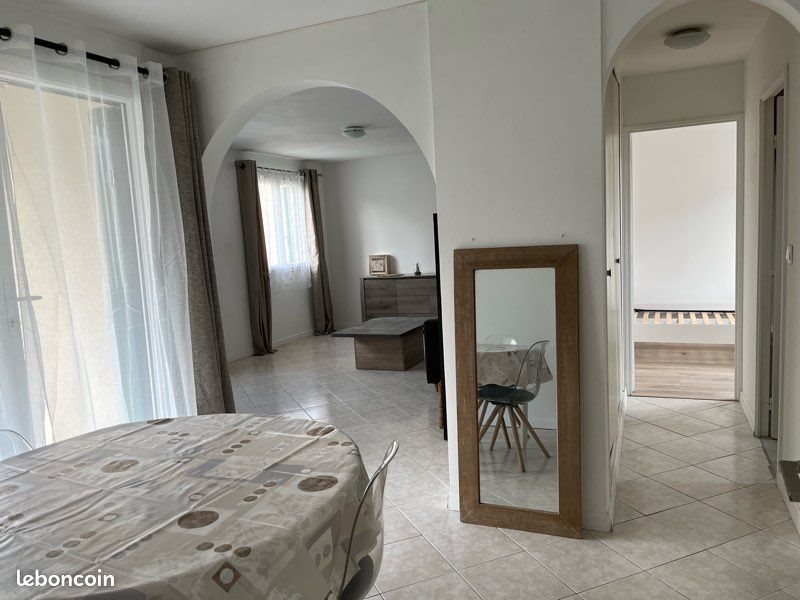 Appartement à louer, 53m², Emerainville