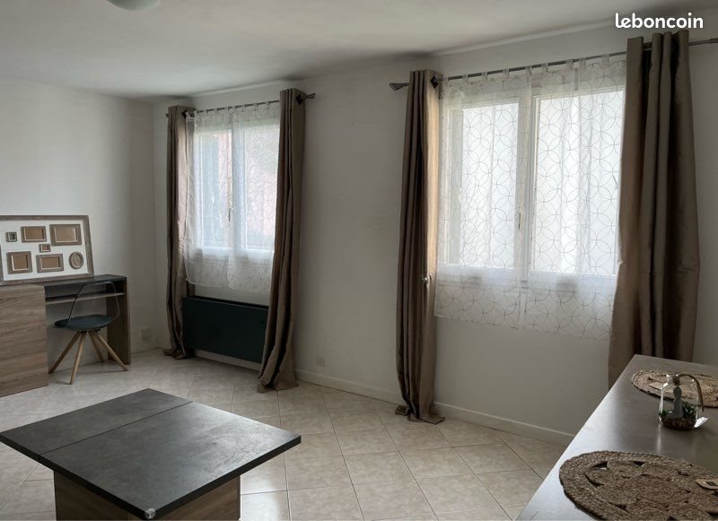 Appartement à louer, 53m², Emerainville