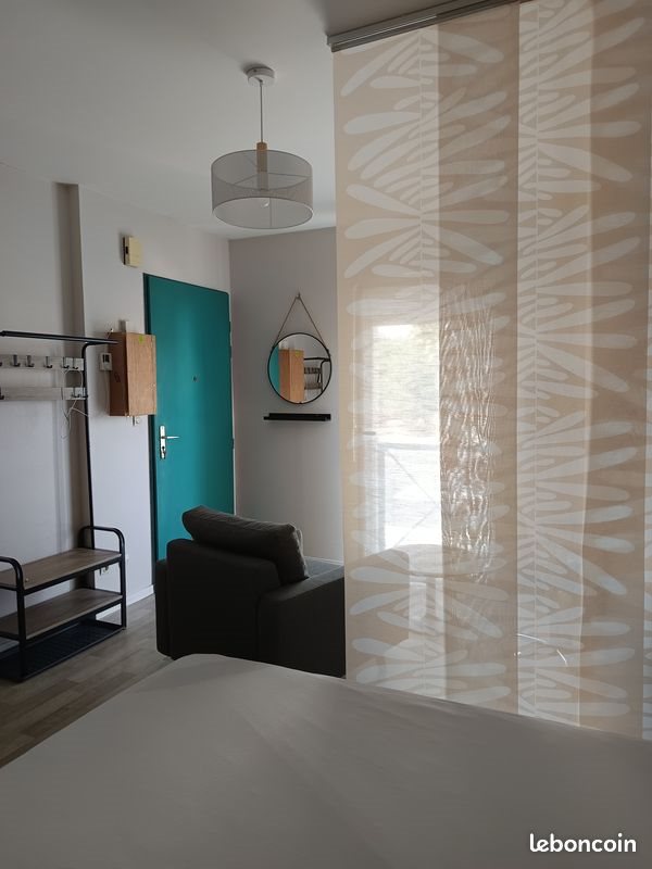 Appartement à louer, 25m², Niort