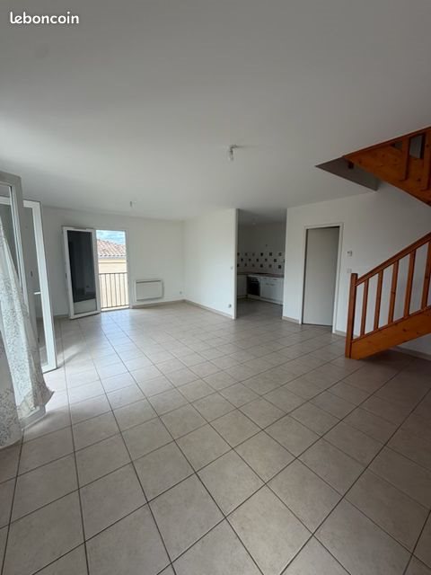 Maison à louer, 82m², Branne