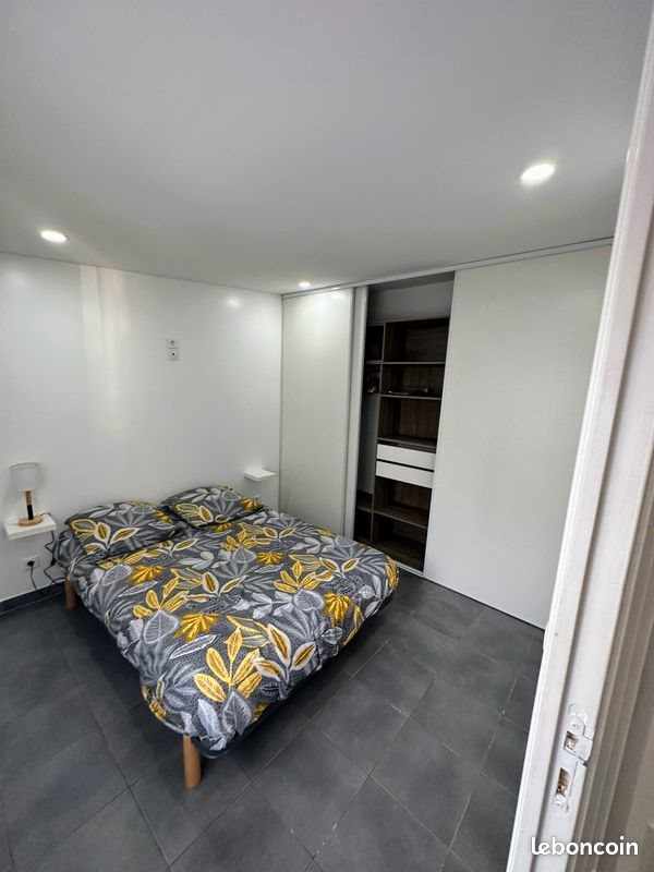 Appartement à louer, 28m², Nîmes
