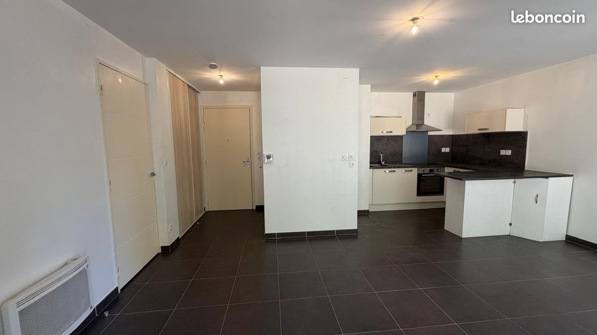 Appartement à vendre, 44m², Châteauneuf-le-Rouge
