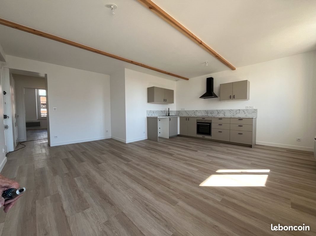 Appartement à louer, 65m², Saint-Genest-Lerpt