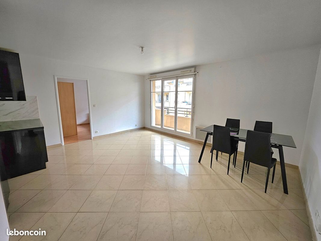 Appartement à louer, 56m², Pontault-Combault