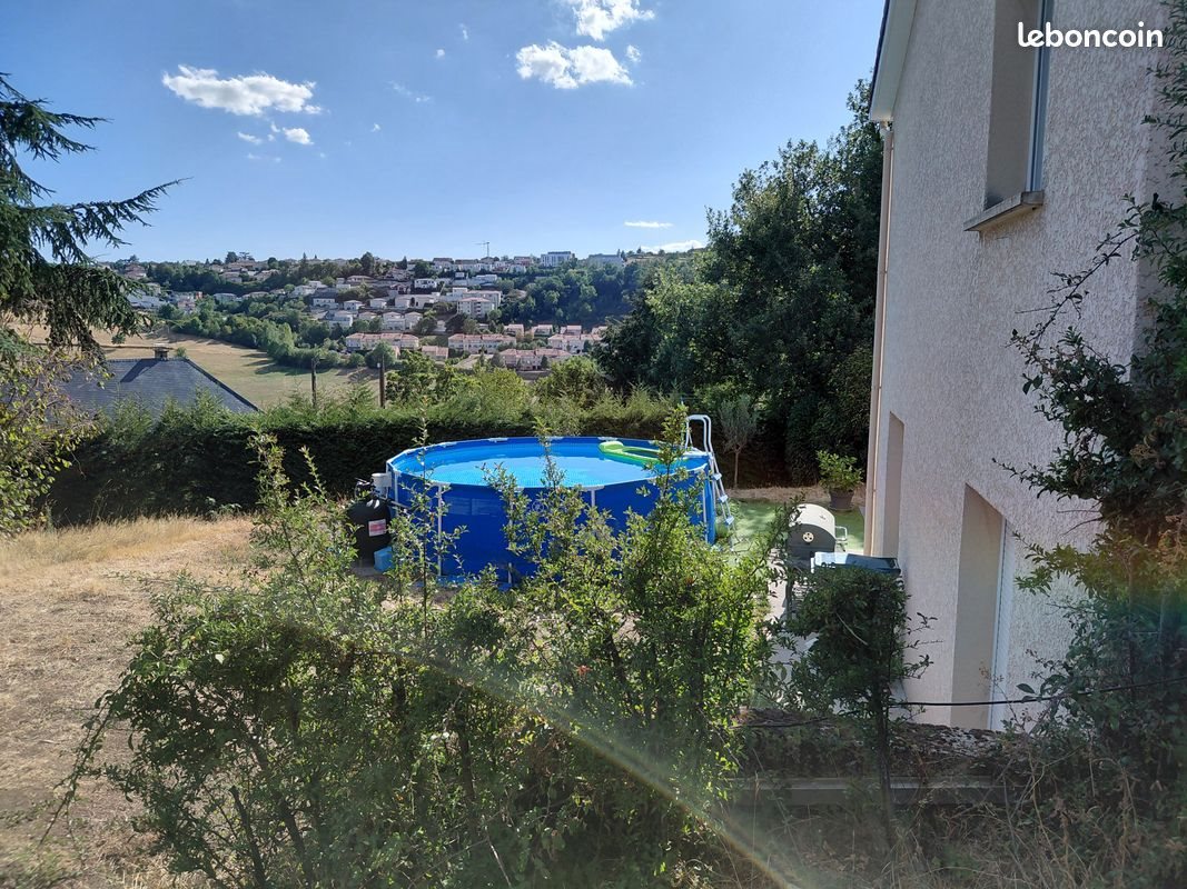 Maison à vendre, 120m², Saint-Genest-Lerpt