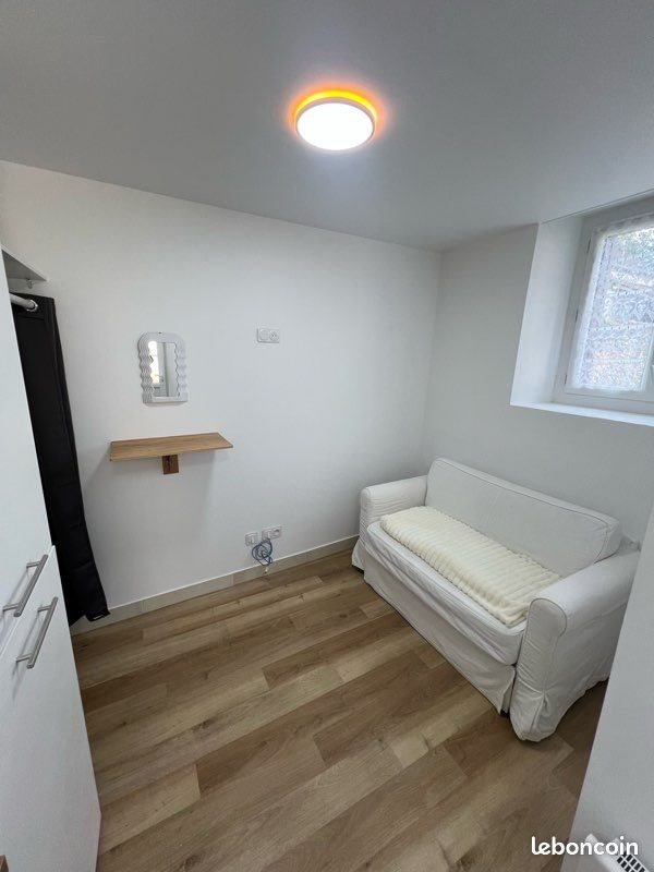 Appartement à louer, 14m², Saint-Arnoult-en-Yvelines