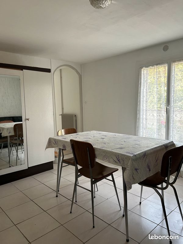 Appartement à louer, 30m², Saint-Jean-d'Angély