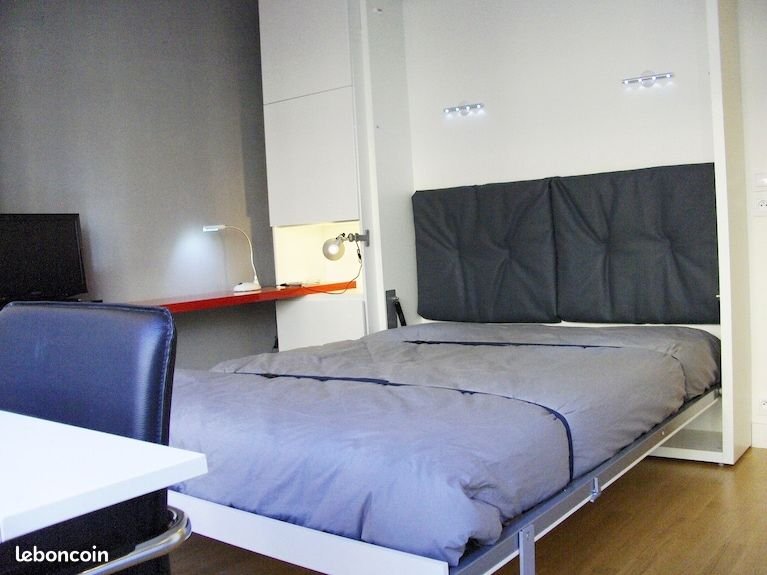 Appartement à louer, 27m², Paris 9ème