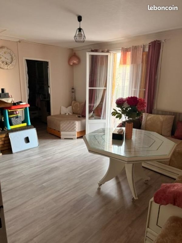 Appartement à vendre, 69m², Mantes-la-Jolie
