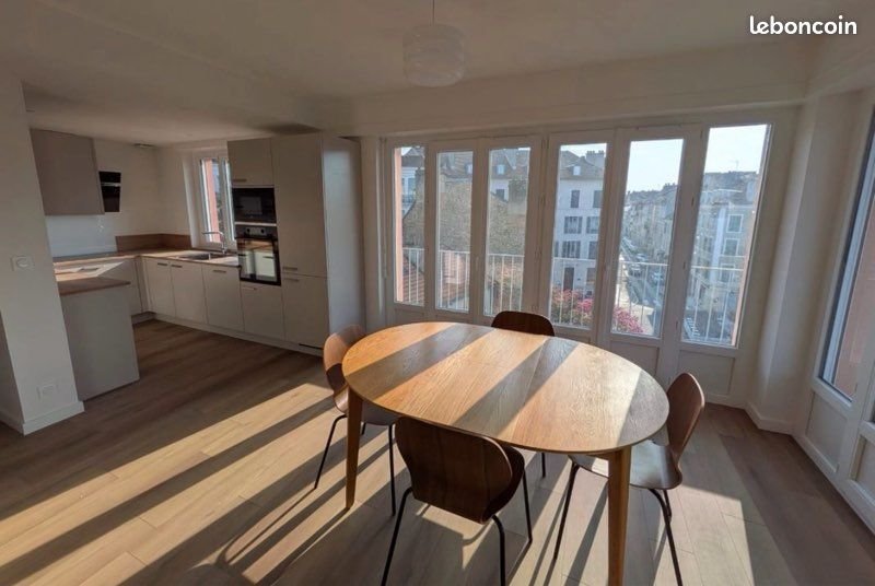 Appartement à louer, 75m², Lattes