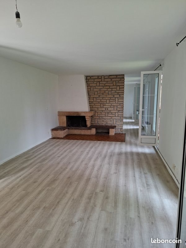 Maison à vendre, 220m², Montcourt-Fromonville