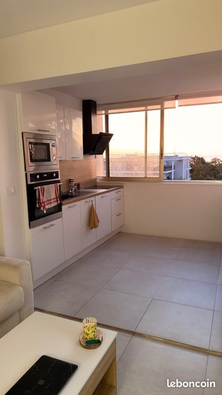 Appartement à louer, 33m², Antibes