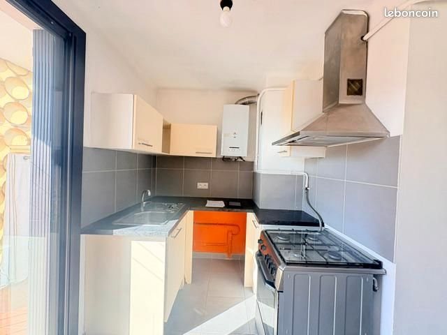 Appartement à louer, 53m², Aubagne