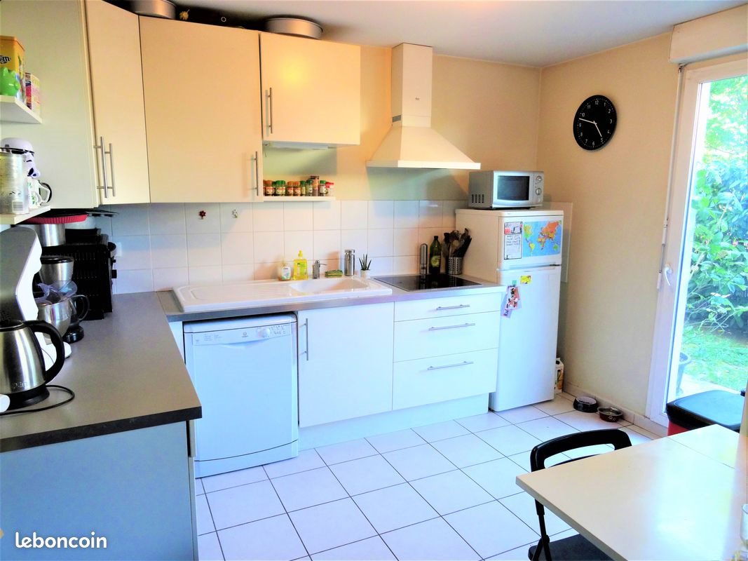 Appartement à louer, 45m², Pierre-Bénite