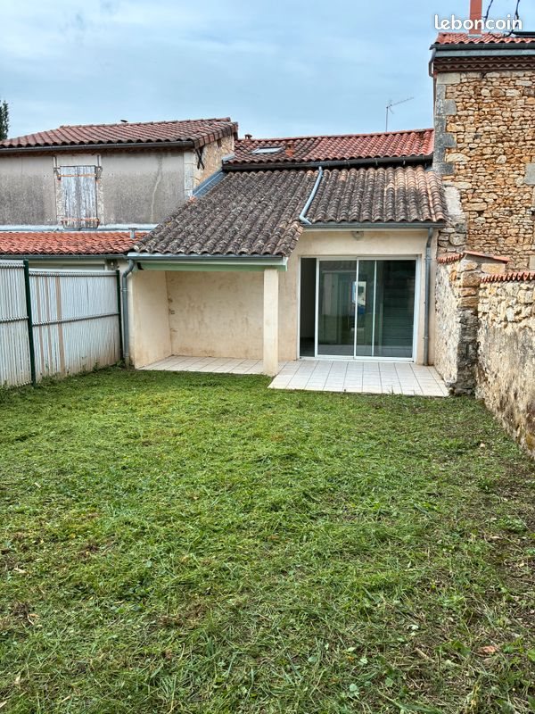 Maison à vendre, 71m², Chasseneuil-sur-Bonnieure