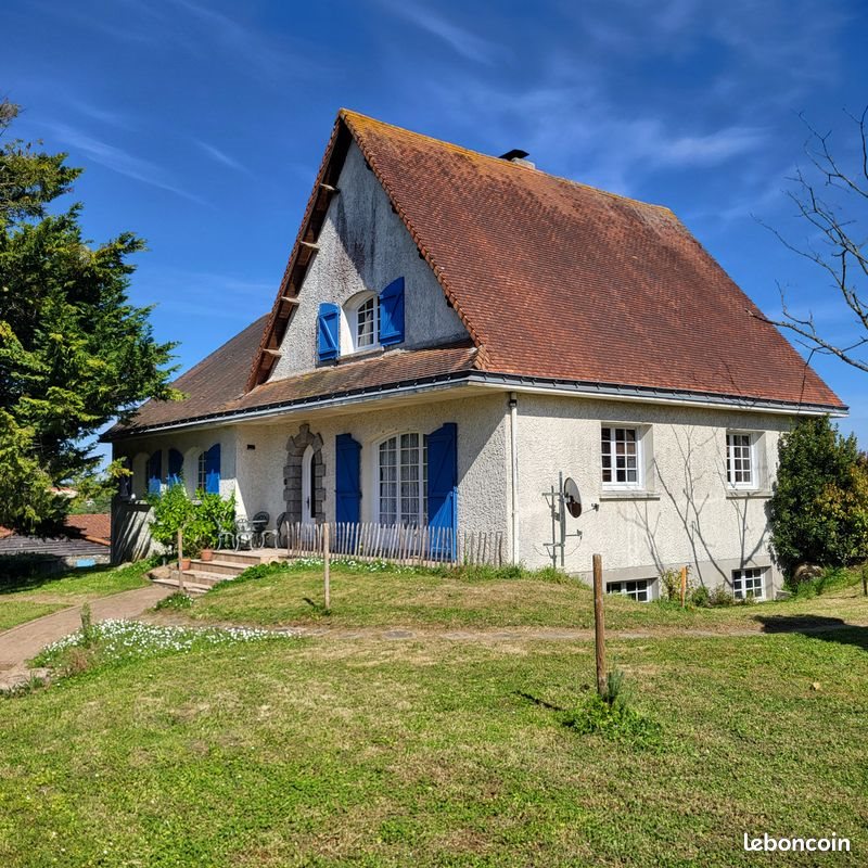 Maison à vendre, 219m², Chavagnes-en-Paillers