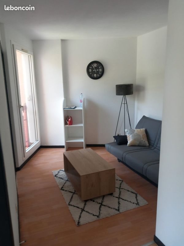 Appartement à louer, 23m², Pau