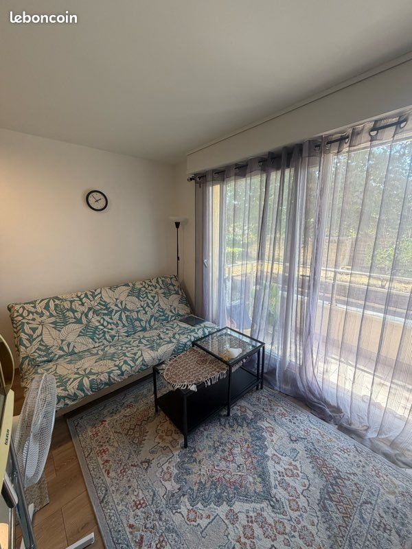 Appartement à louer, 16m², Rueil-Malmaison